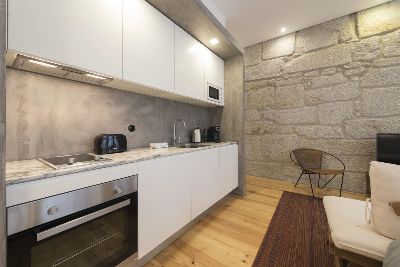 Lovelystay - Rico's - Almada 1ºf Apartment *