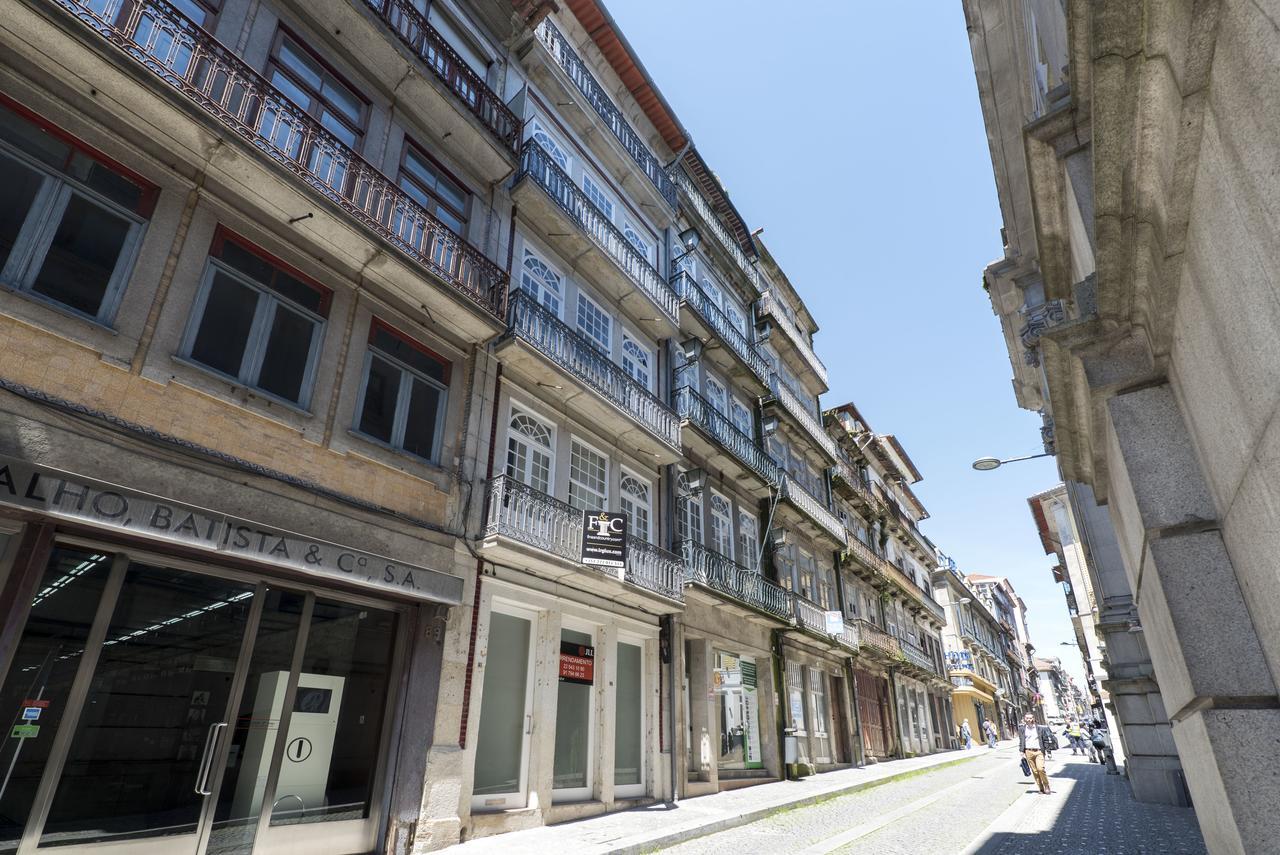 Apartment Lovelystay - Rico's - Almada 1ºf *